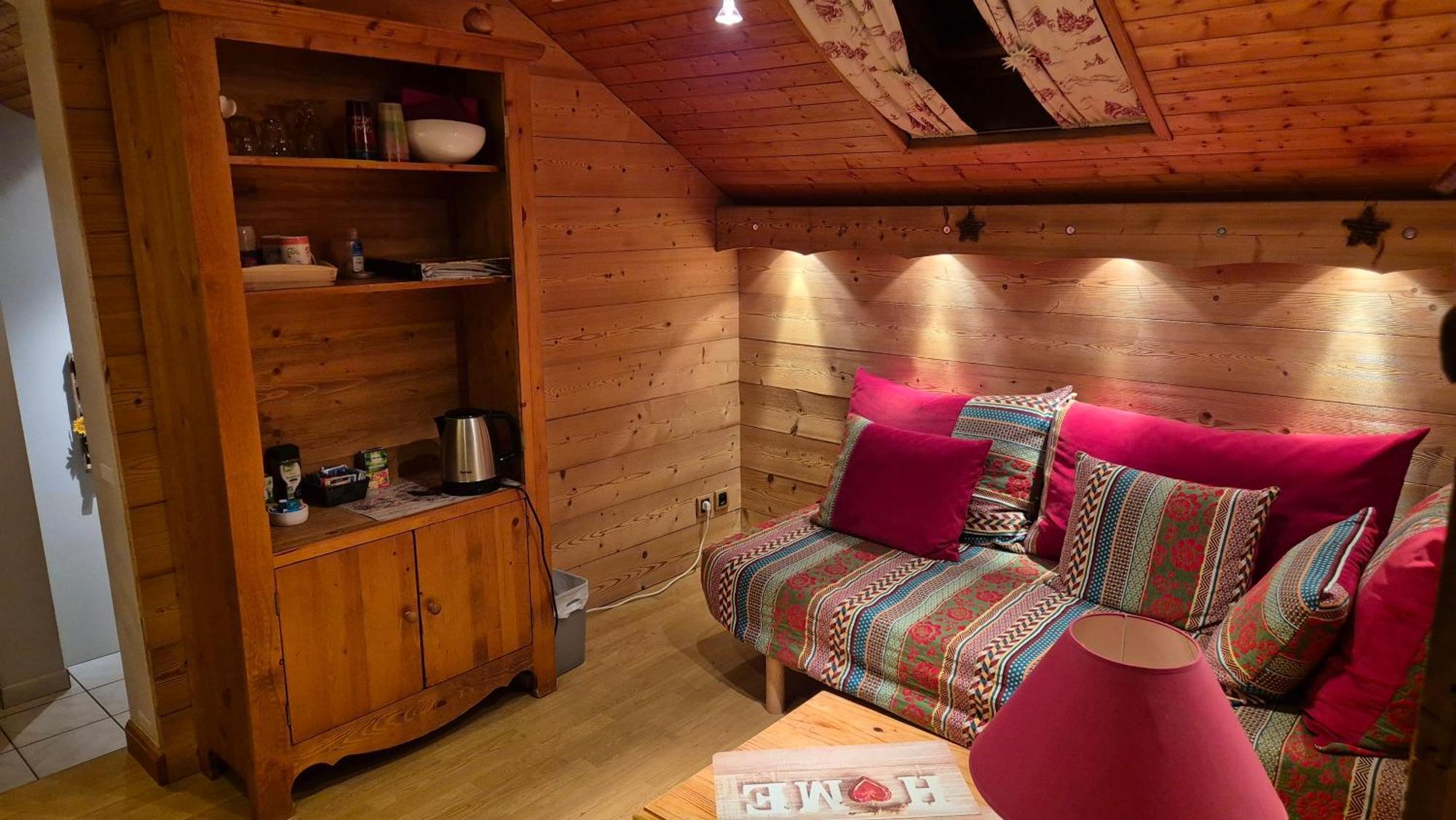 Comme A La Maison, Chambres Au Calme Verrens-Arvey Dış mekan fotoğraf